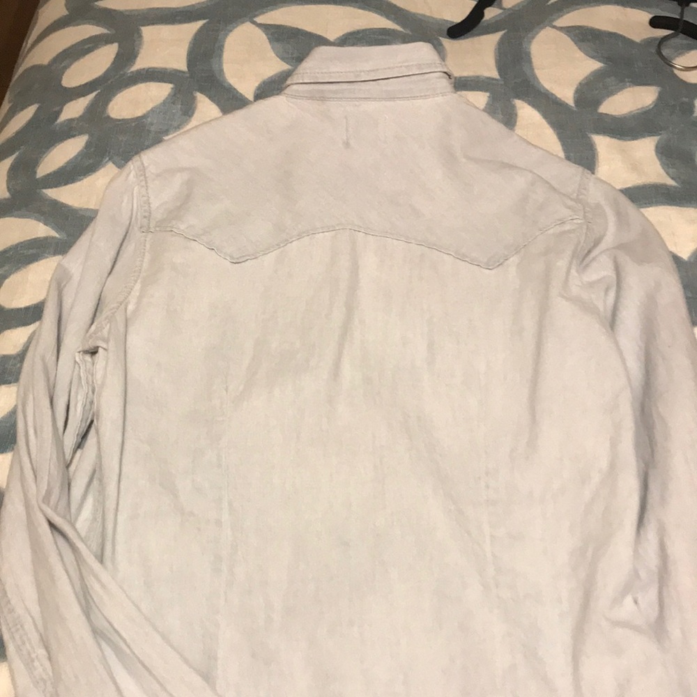 GAP western style light denim button down XS EUC - Picture 4 of 4